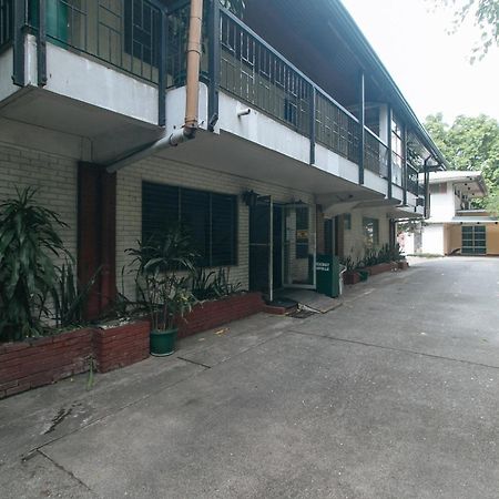 Reddoorz At Broadway Court Apartelle Quezon City Esterno foto