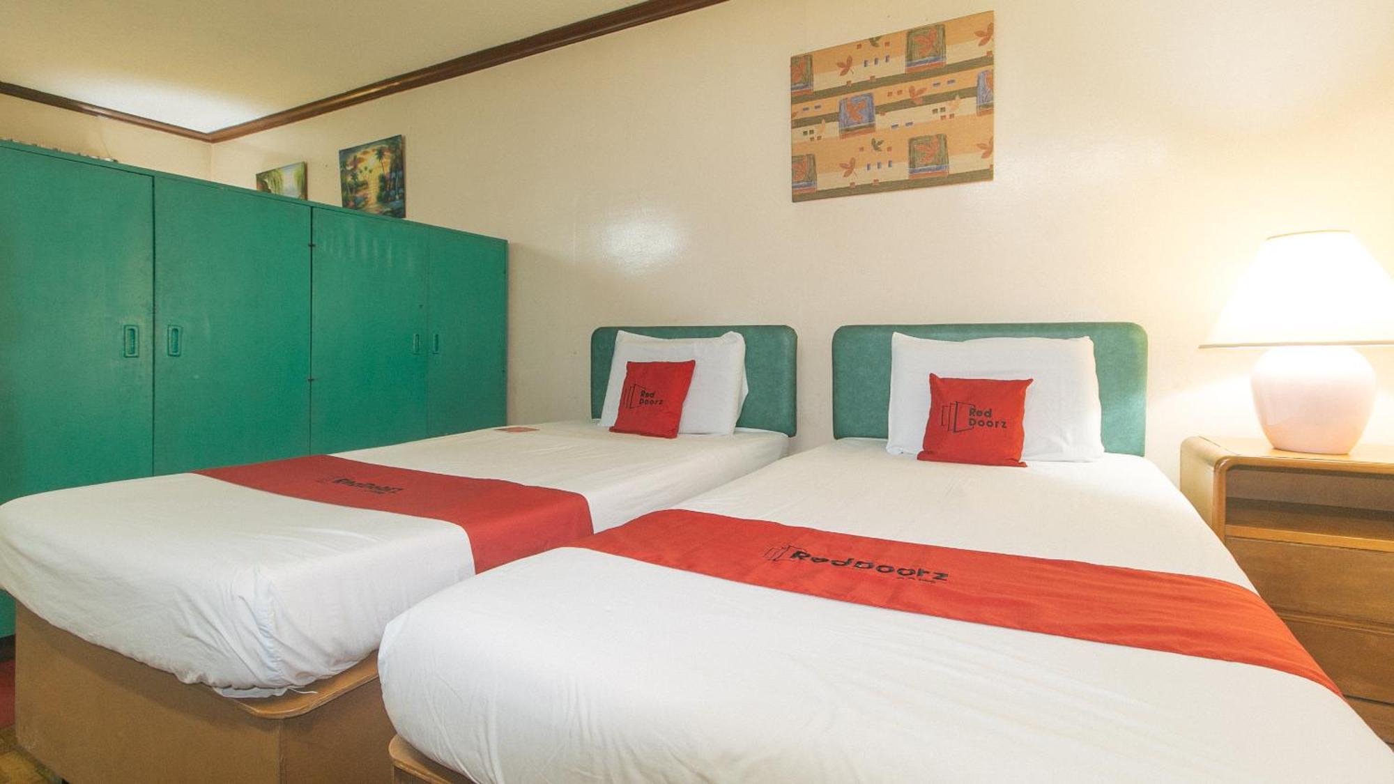 Reddoorz At Broadway Court Apartelle Quezon City Esterno foto