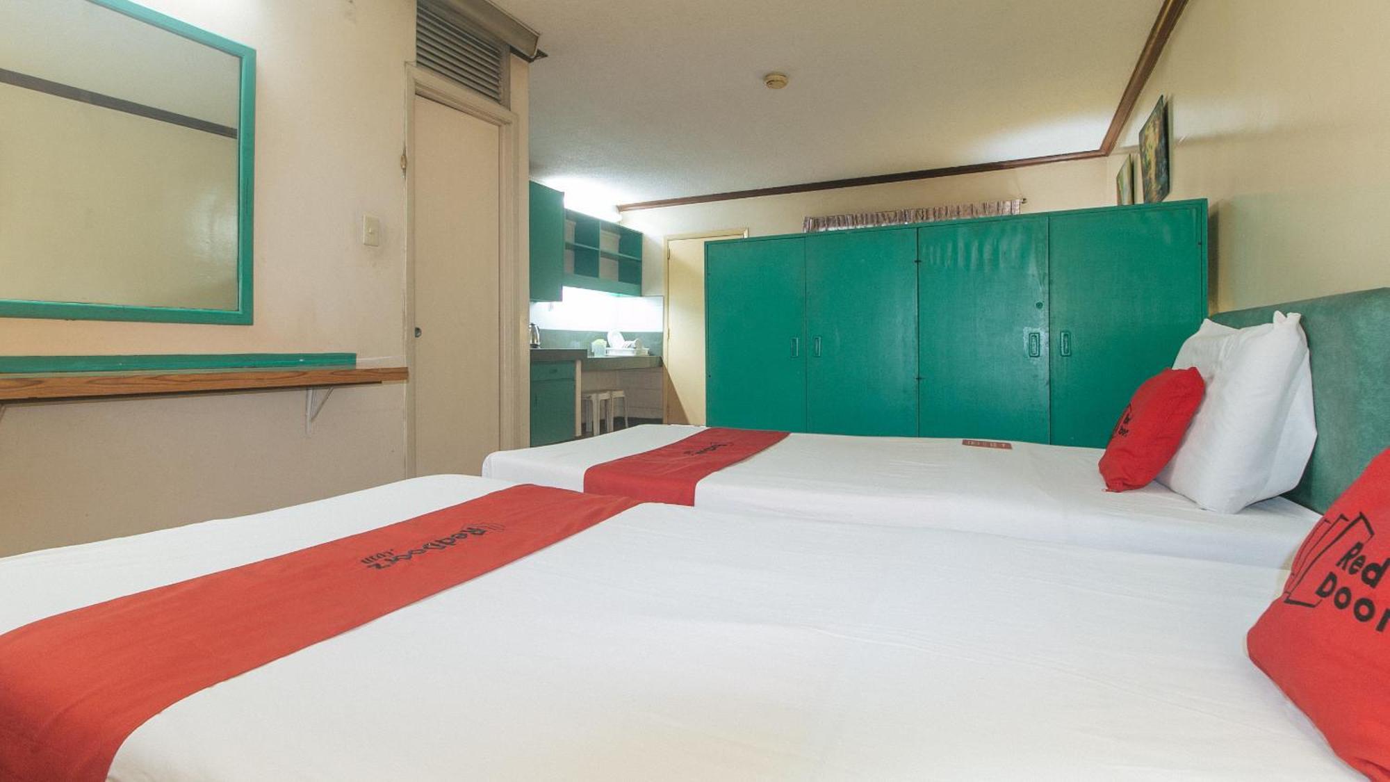 Reddoorz At Broadway Court Apartelle Quezon City Esterno foto