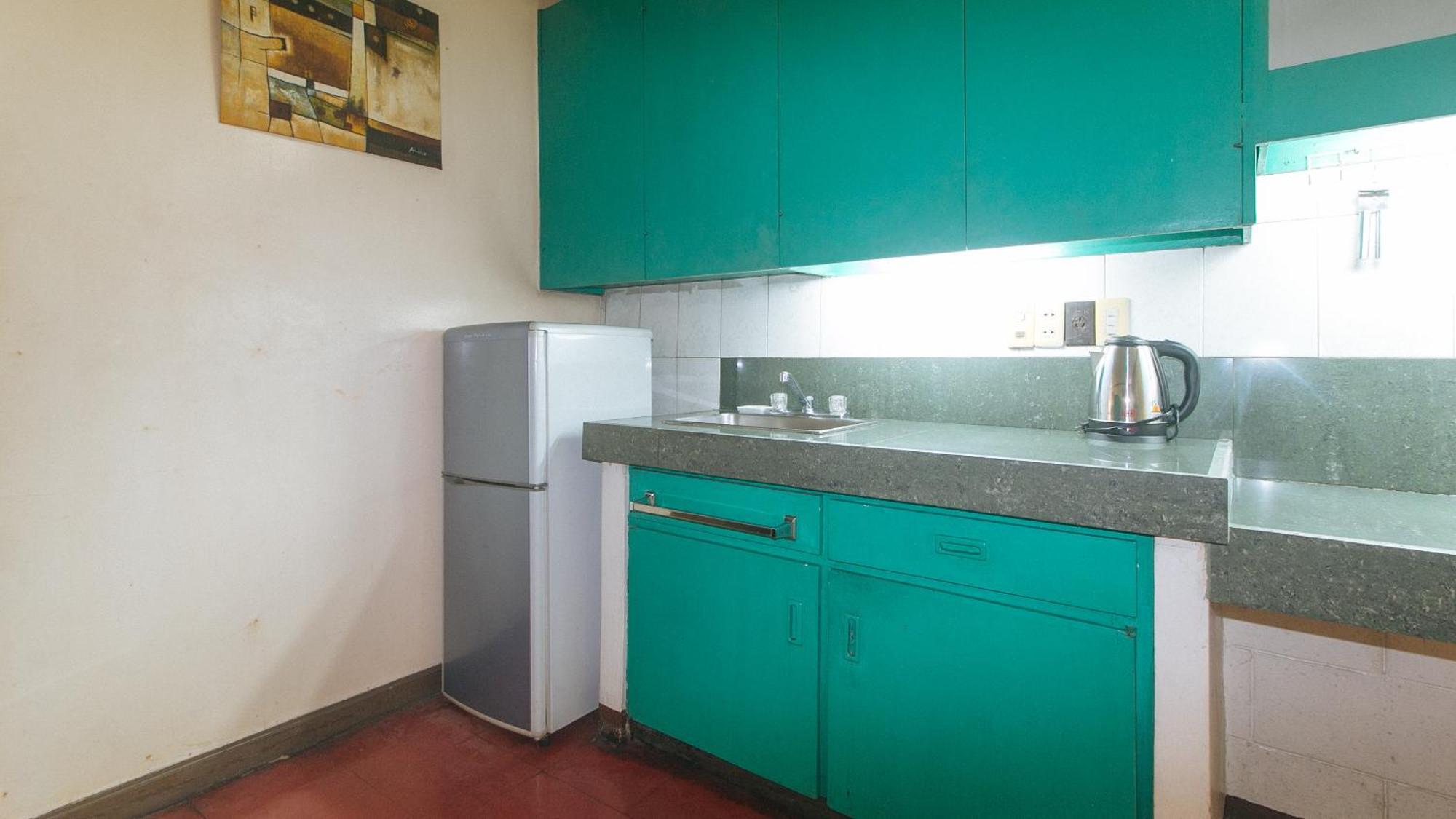 Reddoorz At Broadway Court Apartelle Quezon City Esterno foto