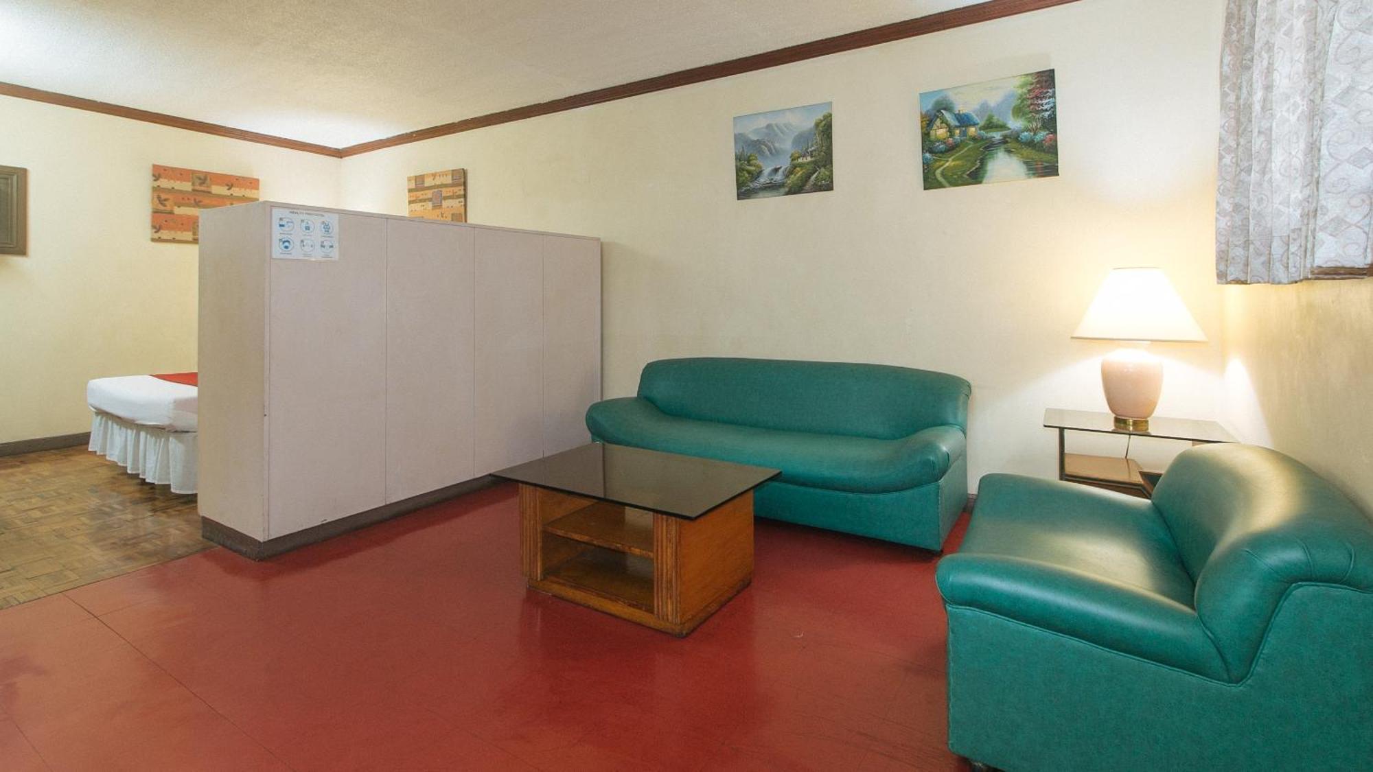 Reddoorz At Broadway Court Apartelle Quezon City Esterno foto