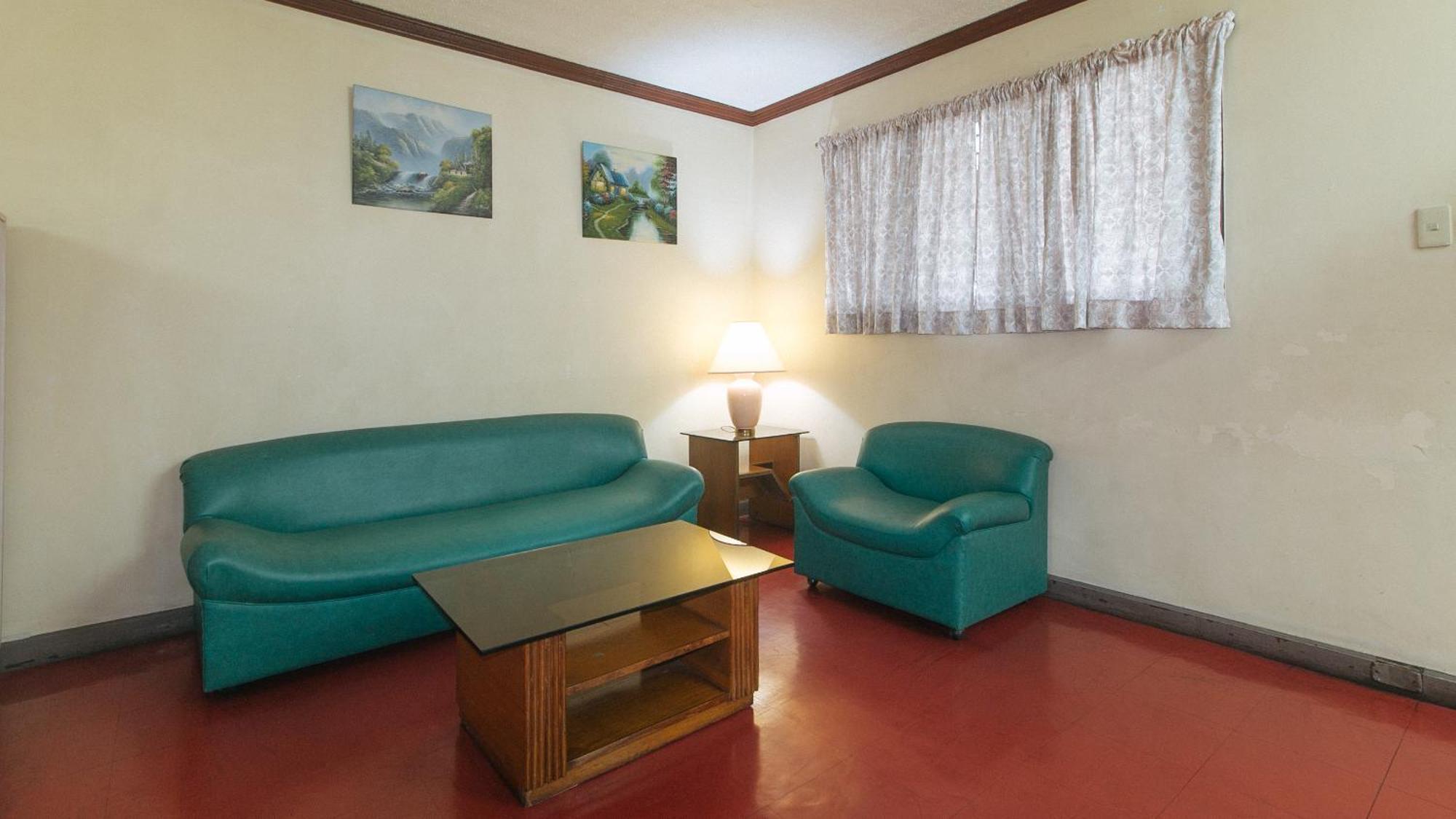 Reddoorz At Broadway Court Apartelle Quezon City Esterno foto