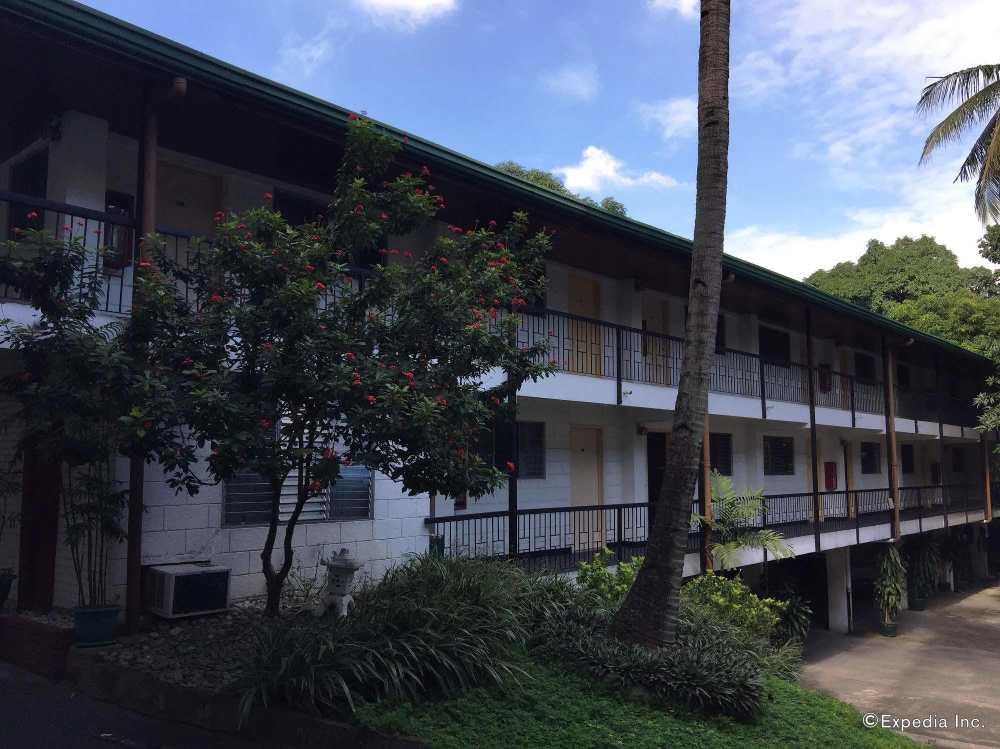 Reddoorz At Broadway Court Apartelle Quezon City Esterno foto